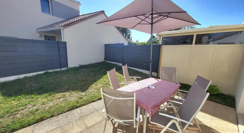 Maison Les Sables-D'olonne, 4 Pièces, 6 Personnes - Fr-1-92-890 - Image 1