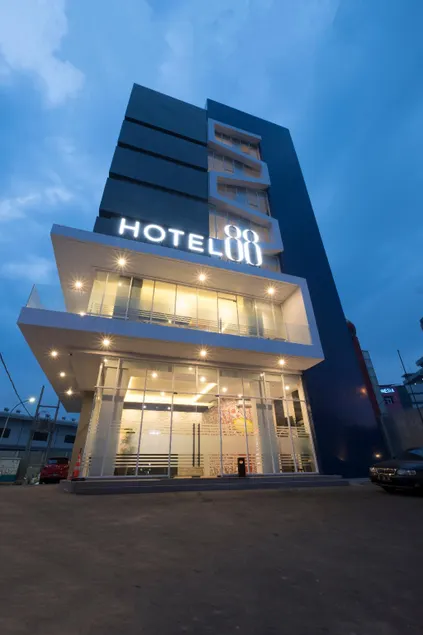 Hotel 88 Bekasi By WH - Image 1