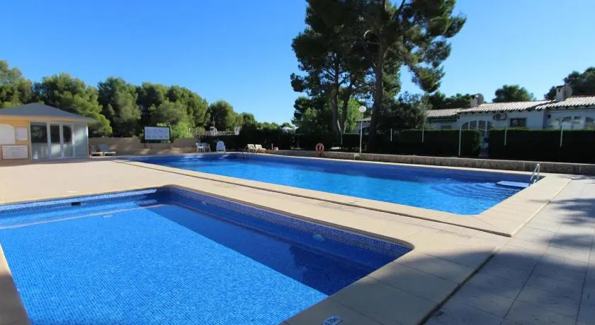 Casa de vacaciones en Moraira: 2 hab, piscina, cerca de playa y deportes - HISP-216-228 - Image 1
