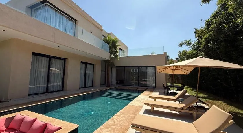 Modern Villa Assia - Image 1