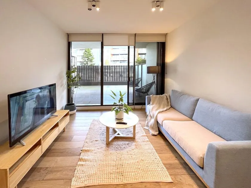 Brilliant Quay Boulevard Apt *FreeParking*Smart TV - Image 1