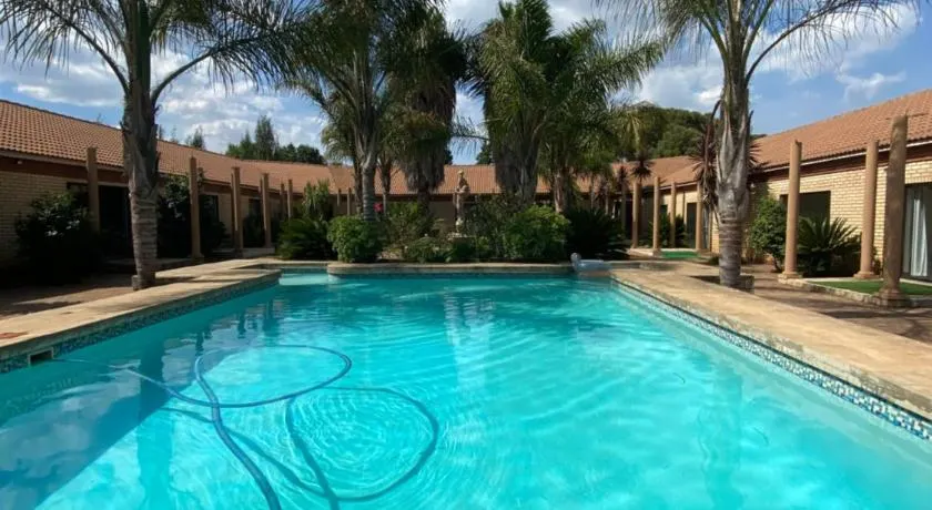 Tamarisk Guest Lodge - Image 1
