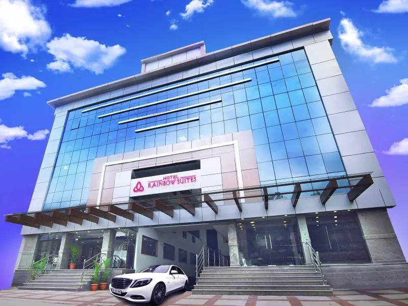 Hotel Rainbow Suites - Image 1