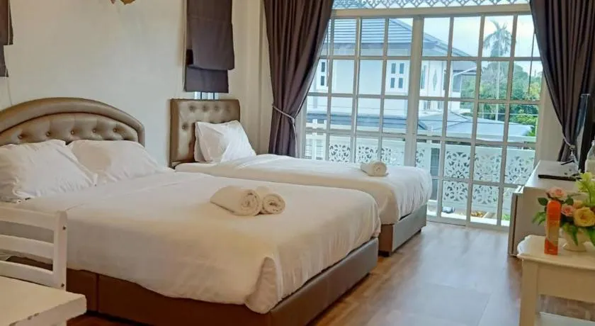Promporn Boutique Hotel - Image 1