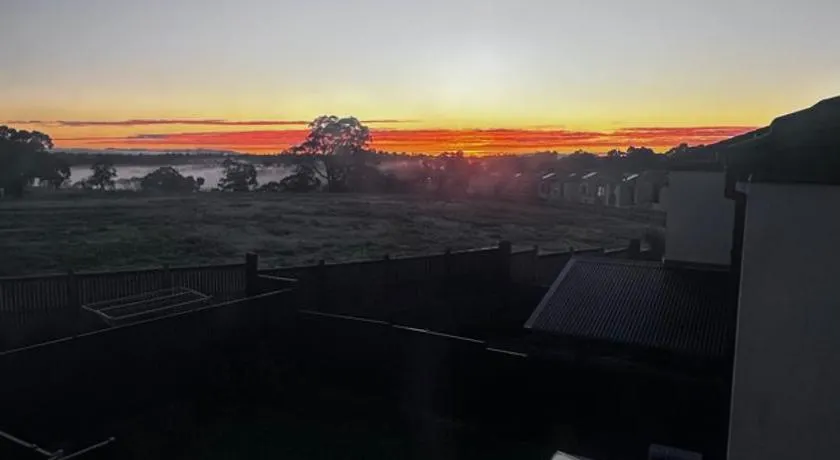 Shared House in Melbourne - Image 1