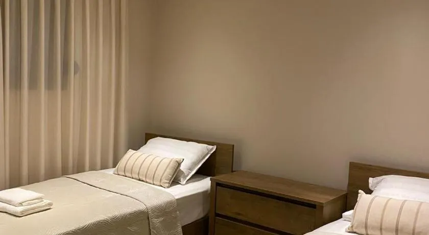 Rozi Apartment - Image 1