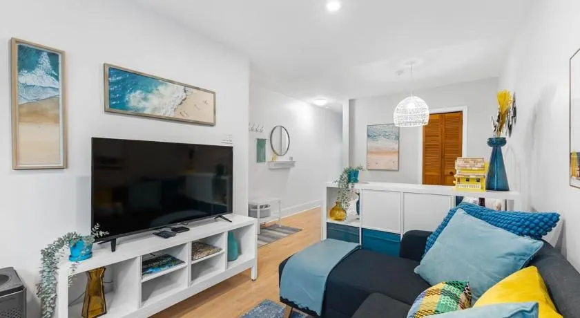 Charming 1 BR Apartment cozy and fully equipped - Image 1