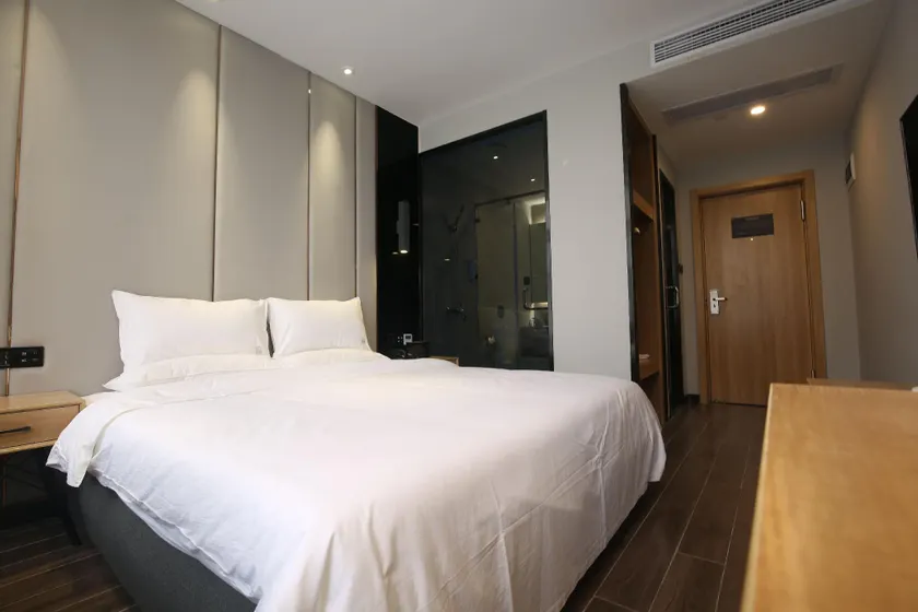 Frst Yizhu Hotel (Shanghai Lujiazui Changyi Road Subway Station) - Image 1
