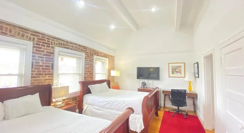 Good Night Sleep 1Bdrm 2 Queen Beds - Image 1
