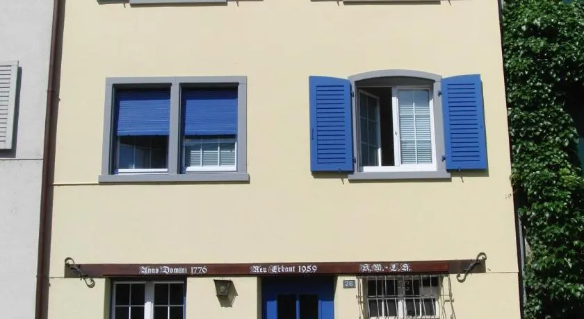 B&B Tomsi - Image 1
