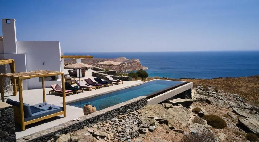 Villa Nites in Syros - Image 1