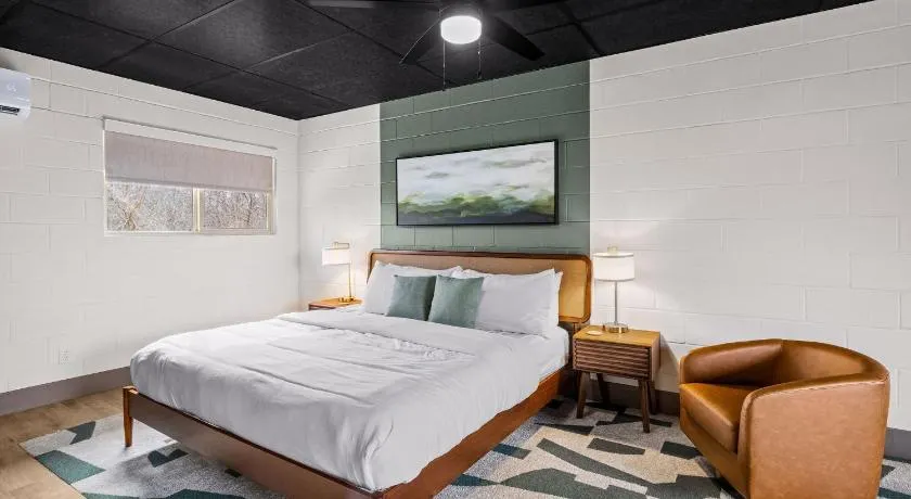 Arka Motel - Image 1
