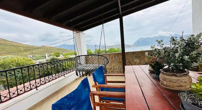 Your perfect escape in Emporios! - Image 1