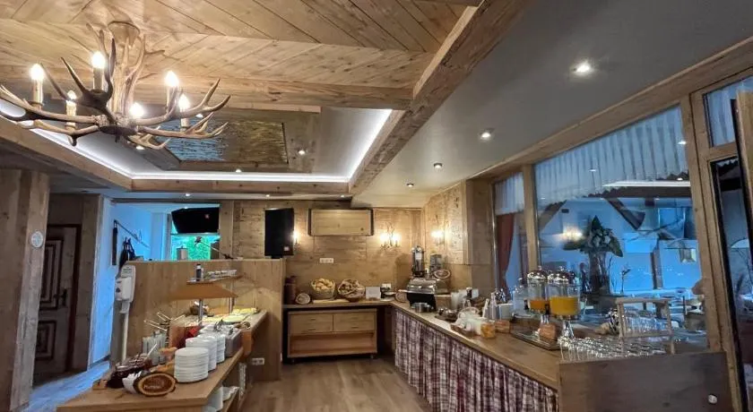 Landhotel Spessartruh - Image 1