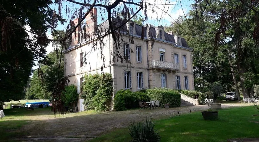 Chateau du Grand Lucay - Image 1