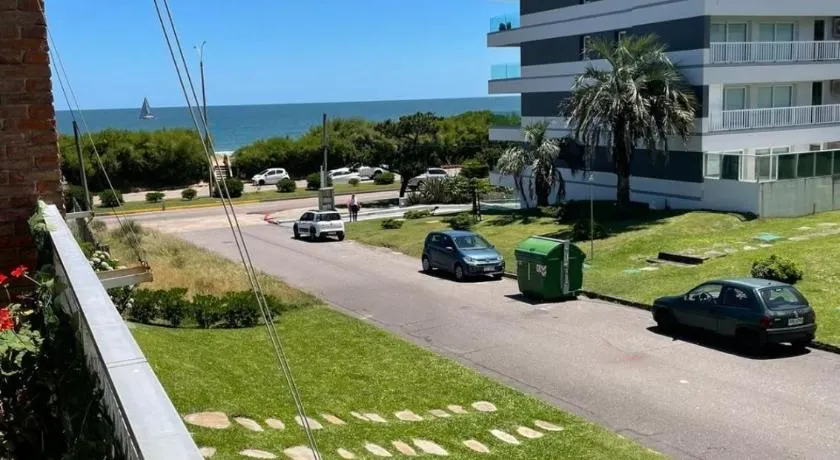 Hermoso Apartamento en punta del este - Image 1