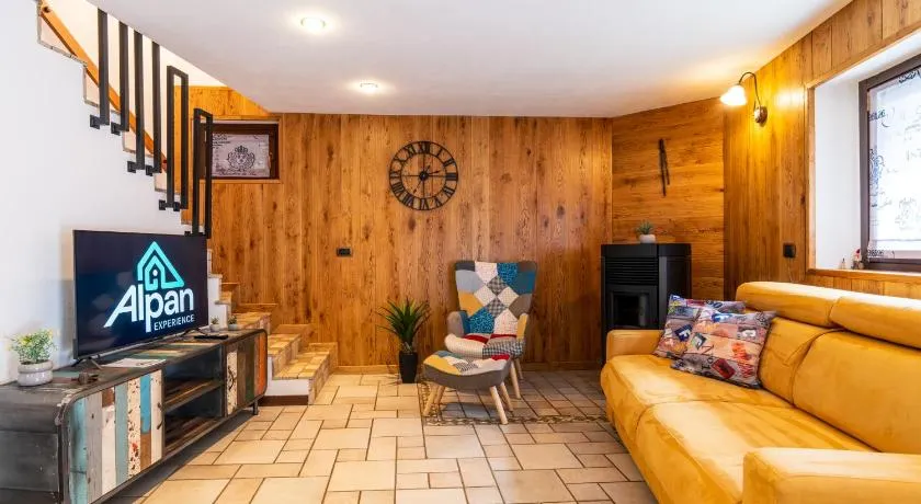 ALP HOUSE - a 10' da Aosta con Giardino Privato - Image 1