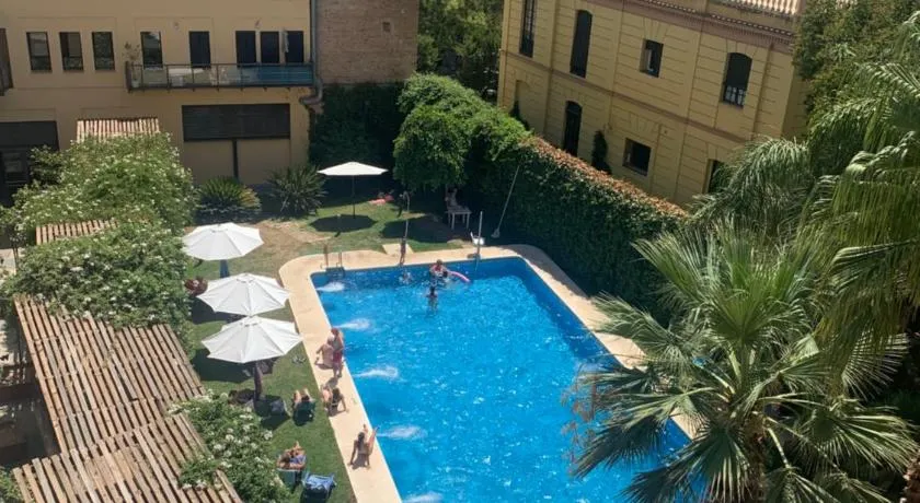Apartamento próximo al centro de 2 dormitorios - Image 1
