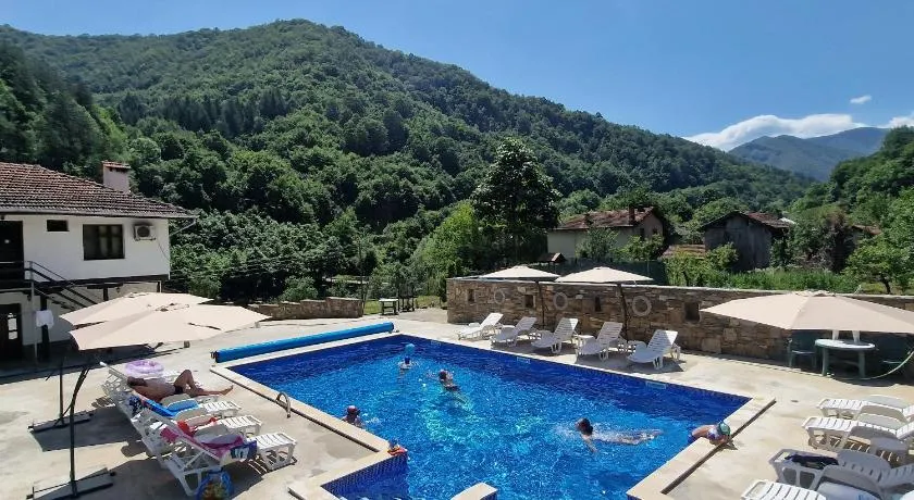 Guest House Ivan - Image 1