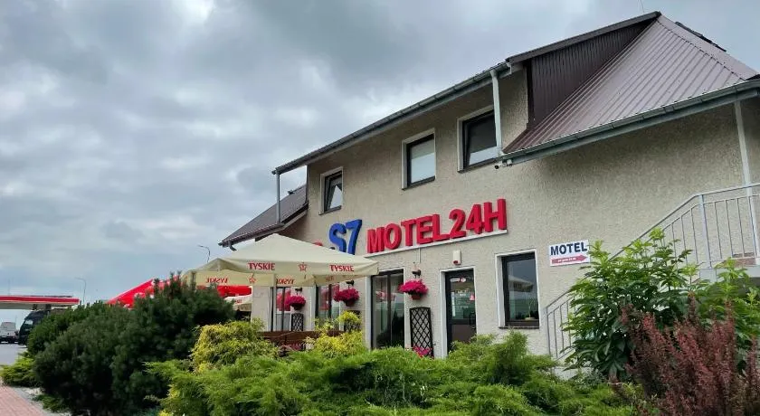 Motel S7 - Image 1