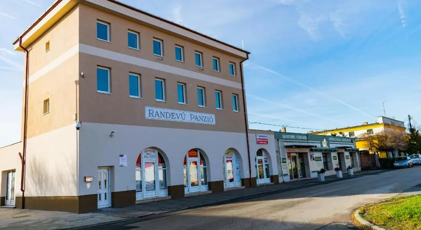 Randevú Panzió - Image 1