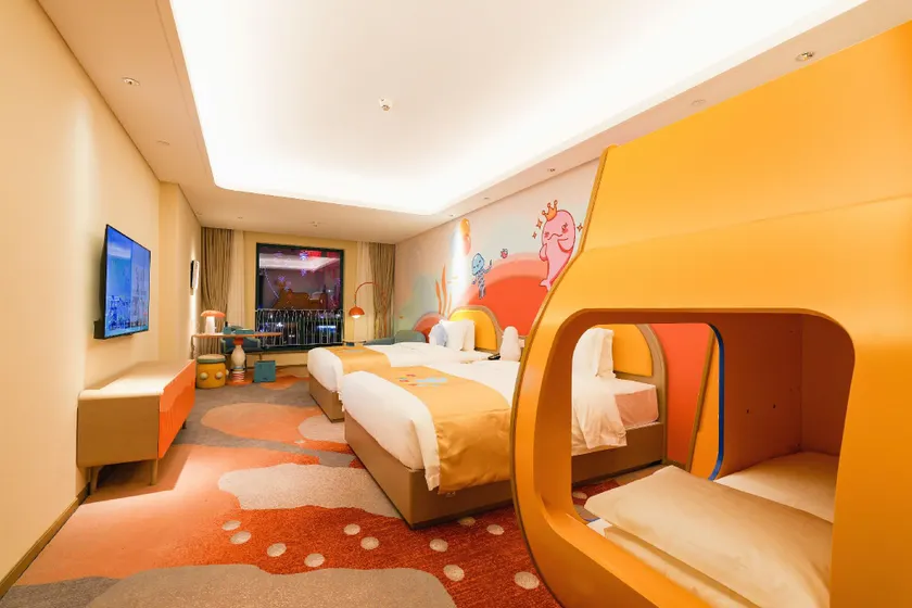 Zhengzhou Haichang Ocean Park Resort Hotel - Image 1