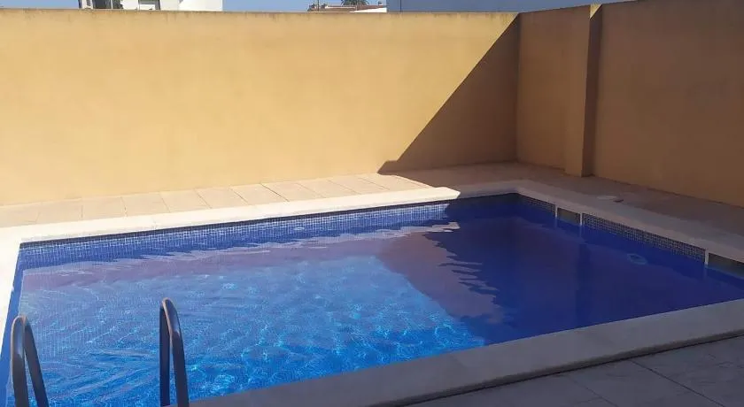 Deltafamily ¡ barbacoa,piscina, wifi Chromecast !! - Image 1