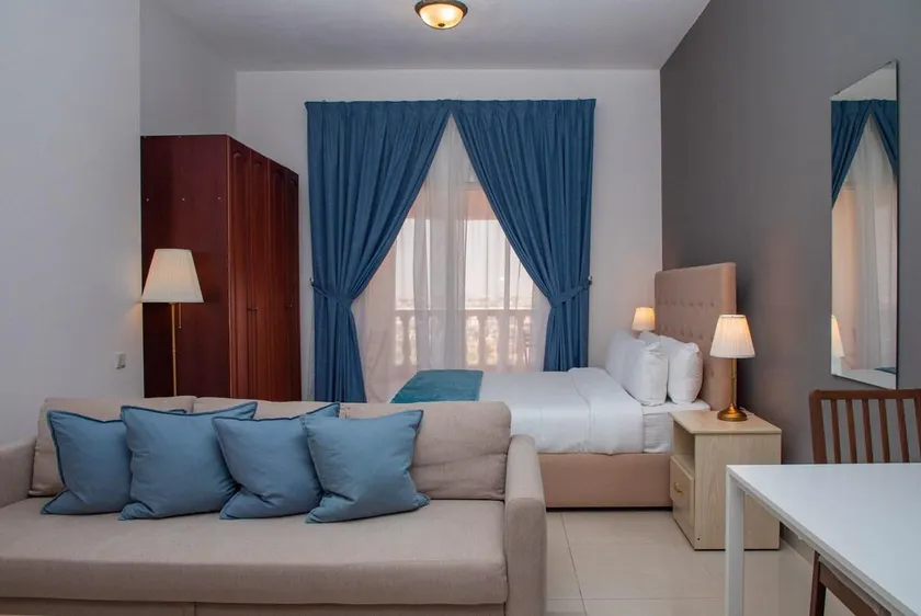 Funished studio with balcony and view-Al Hamra - Image 1