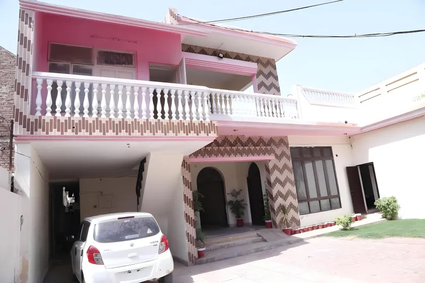 Hotel Sereena residence - Image 1