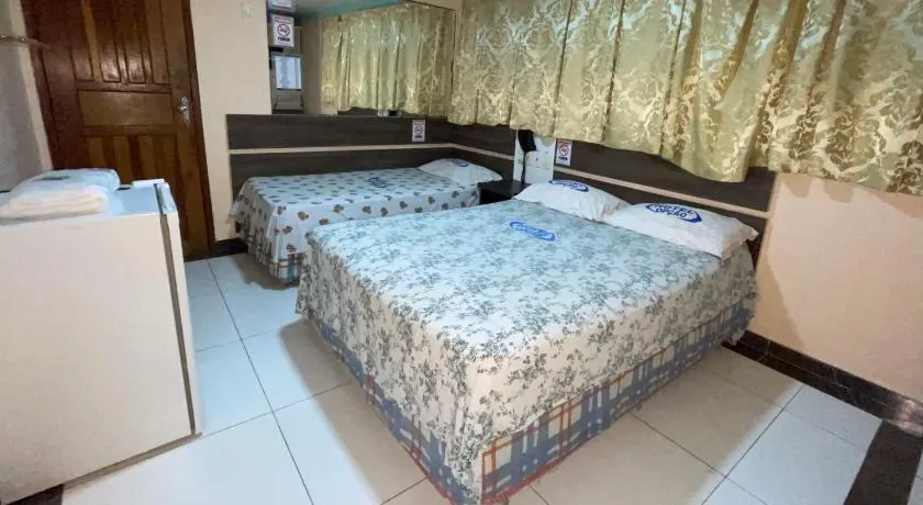 Hotel Opção - Image 1