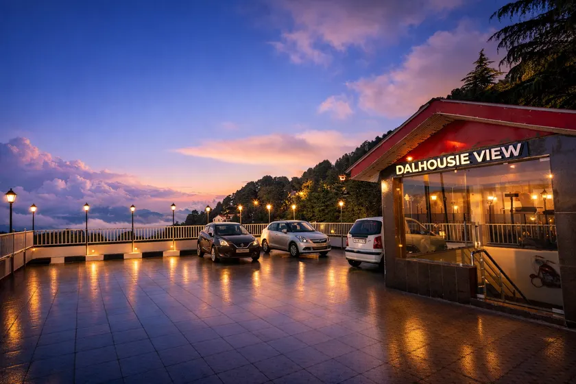 Grand View Hotel - Image 1