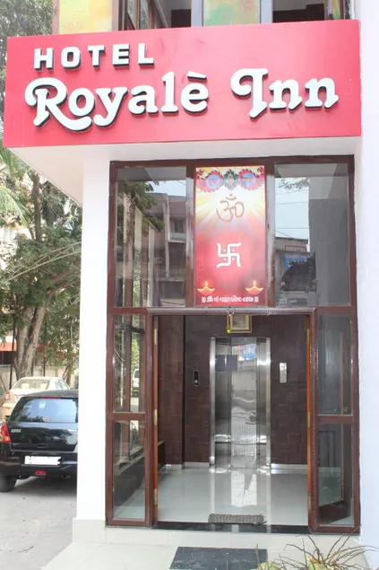 Hotel Royale Inn - Image 1