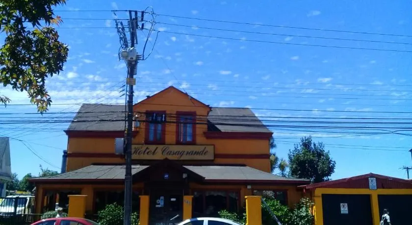 HOTEL CASAGRANDE con estacionamiento EXCLUSIVO y estamos a 50 MTS del Terminal de Buses - Image 1