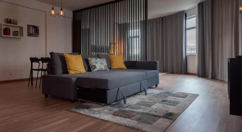 Redondo Loft - Image 1