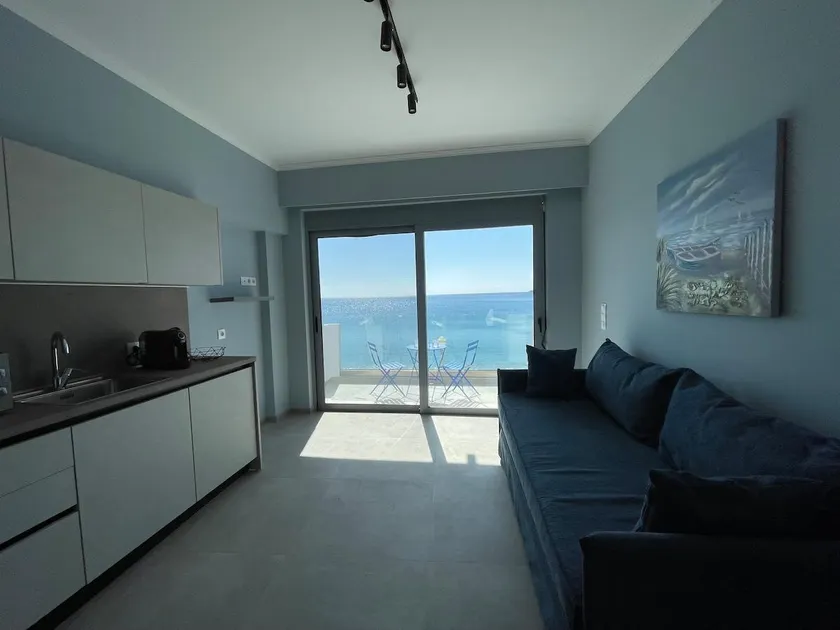 Charaki Sea Breeze Modern Studio with Sea View - Image 1