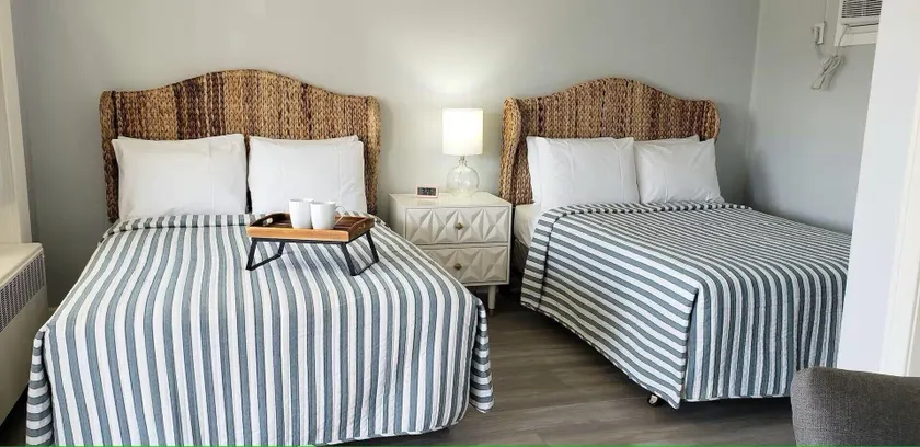 Coastal Inn - Image 1