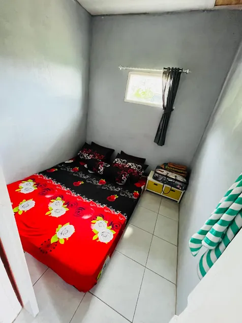 Alma Strawberry ( Home stay ) - Image 1