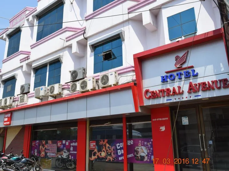 Hotel Central Avenue - Image 1