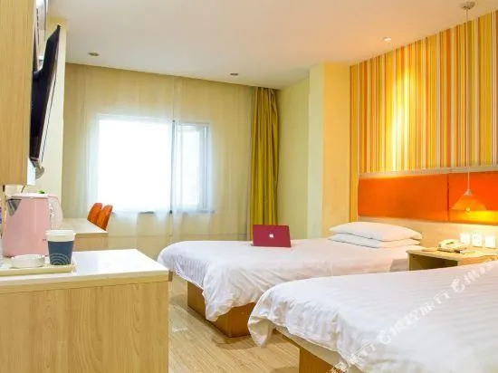 Home Inn (Zhongshan East Road President Office Jiefang Road  ) - Image 1