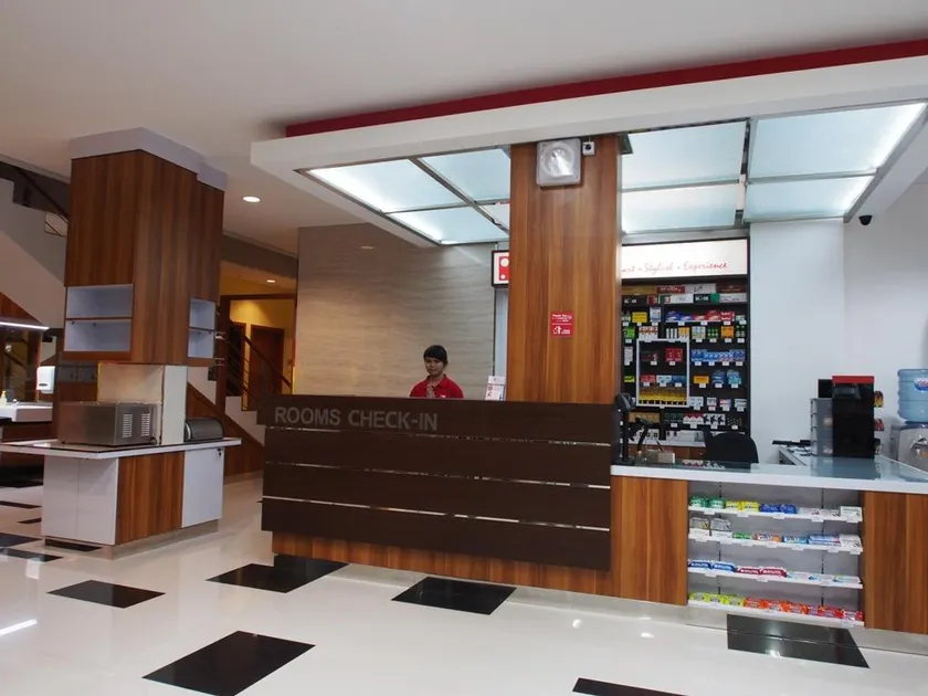 Hotel Bed and Breakfast Surabaya - Image 1