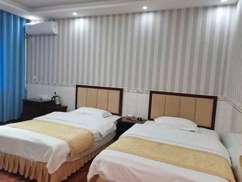 Qiheng Hotel - Image 1