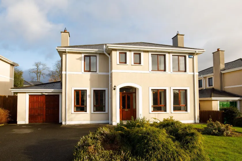 Old Fort Lodge - Image 1