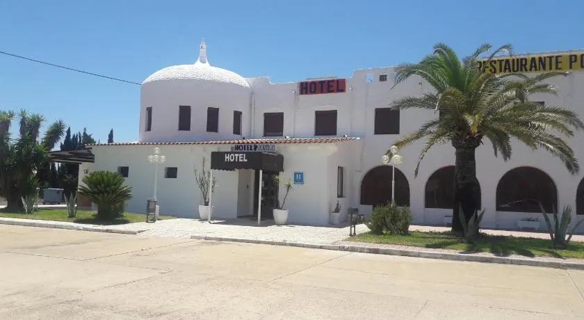 Hotel Portugal - Image 1