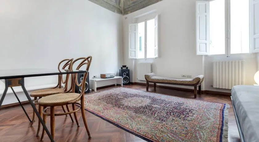 Independent apartment - Image 1