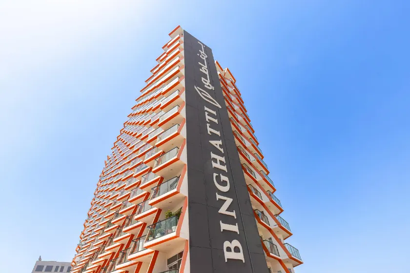 Simply Comfort Vacation Homes Rental Binghatti Gateway Family 2BR with Balcony, Close to Dubai Mall & Burj Khalifa - Image 1