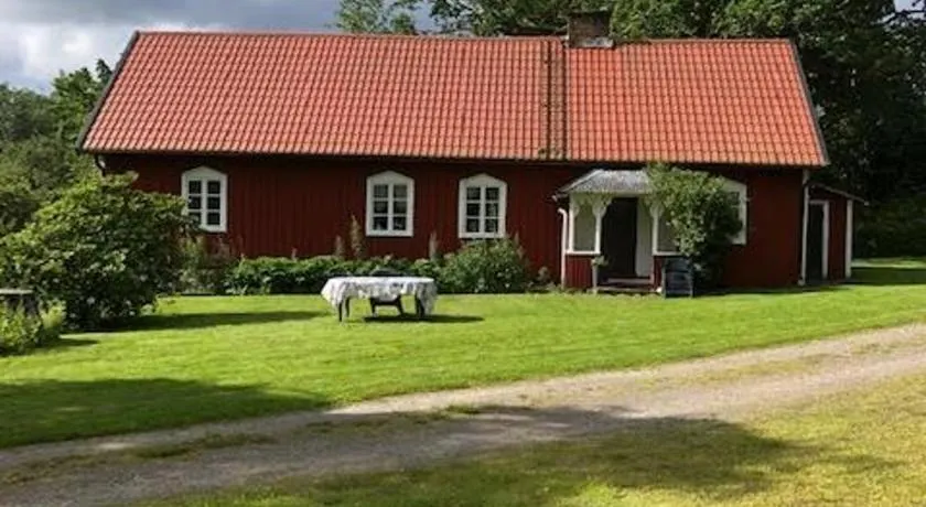 Charmig hallandslanga nara Ullared - Image 1