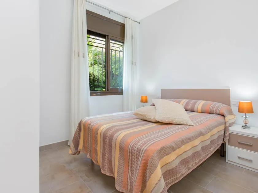 Villa med privat pool med kapacitet för 9 personer - Image 1