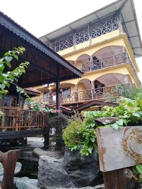 KAMILA MOTEL TELUK SENANGIN - Image 1