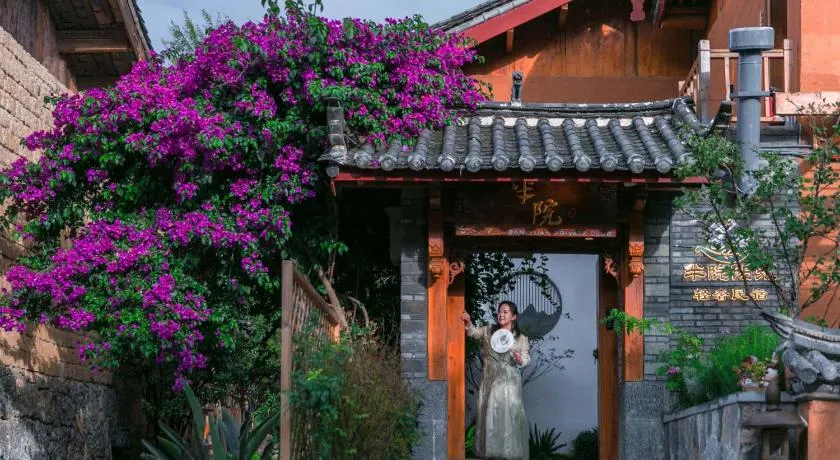 LiJiang Sunshine Garden Villa - Image 1
