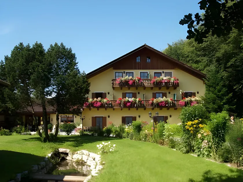 Eichenhof - Image 1